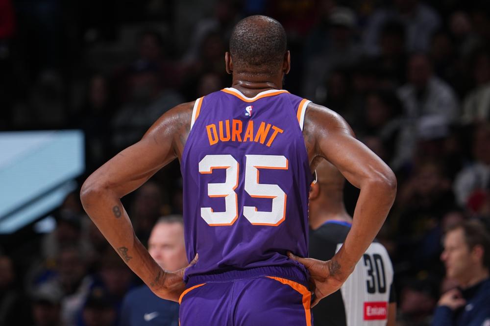 迪马济奥：那不勒斯报价1400万欧求购米雷蒂，已接近达成协议.